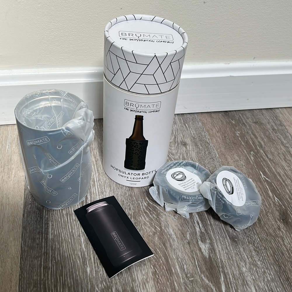 Never opened*Brümate 12oz HOPSULATOR BOTT’L